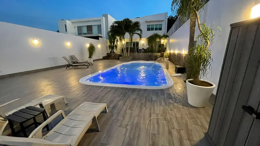 Otra piscina Daytona de Homery