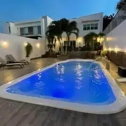 Daytona pool installed by Homery in Central Florida