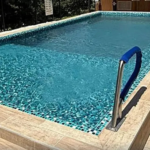 Azulejo en la línea de agua