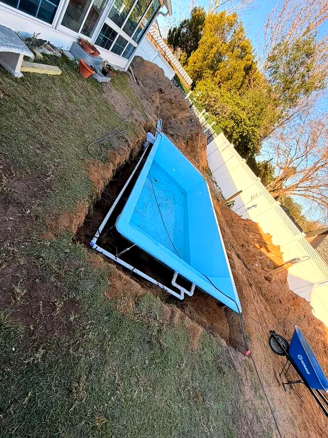 Setting the shell, Key West K6 pool in Ocala, FL