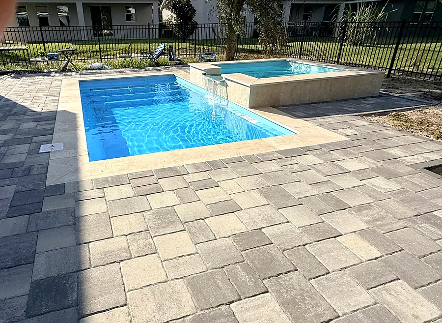Terminada, piscina Key West K6 + spa en Winter Garden, FL