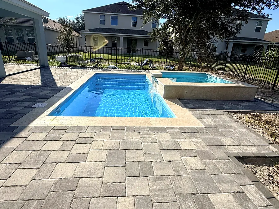 Terminada, piscina Key West K6 + spa en Winter Garden, FL