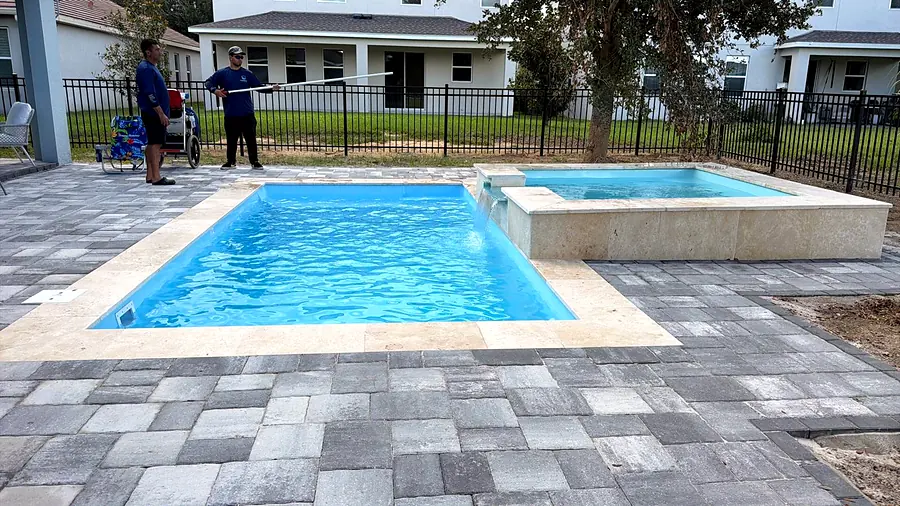 Terminada, piscina Key West K6 + spa en Winter Garden, FL