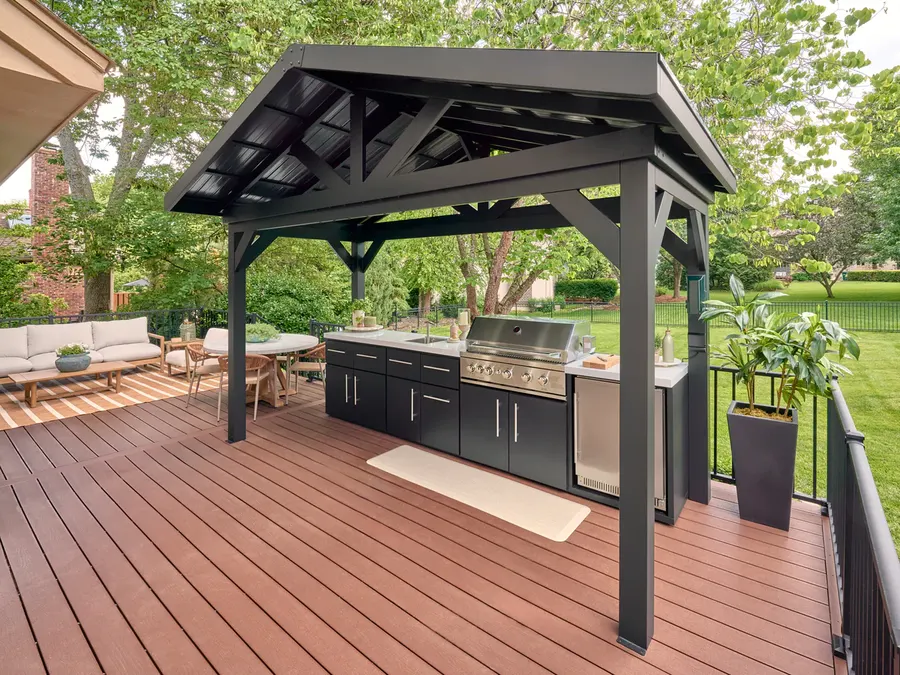 Linear kitchen under a pavilion